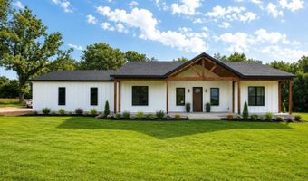 21696 Lawrence 1230, Aurora, MO 65605
