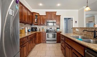 2711 Churchill Dr, Bartlesville, OK 74006