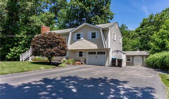 26 Sharon Pkwy, North Smithfield, RI 02896