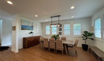 5872 Haleola St, Honolulu, HI 96821