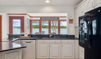 122 Pipers Pt, Alton, NH 03809