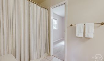 110 Pioneer Dr, Athens, GA 30605