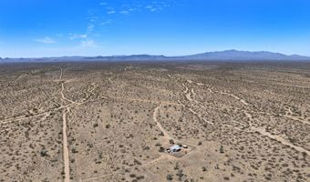 6705 E Red Barrel Rd, Yucca, AZ 86438