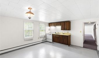 105 Fairfield Dr, North Kingstown, RI 02852