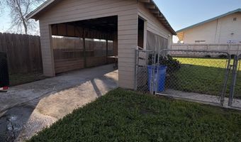 10670 Jackson St, Armona, CA 93202