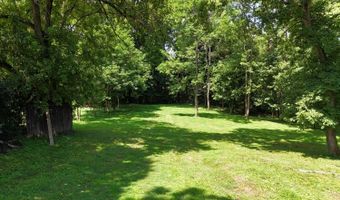 417 Manchester St, Aurora, IN 47001