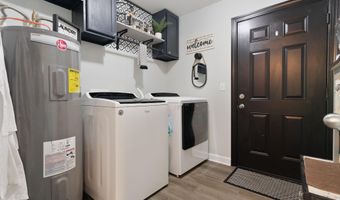 6263 Old River Rd, Baker, FL 32531