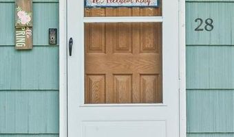 28 Paige Dr, Coventry, RI 02816