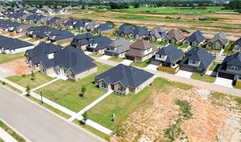 3000 SW Setting Sun Dr, Bentonville, AR 72713