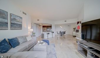 19900 E Country Club Dr 308, Aventura, FL 33180