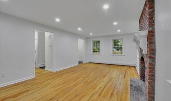 77 Hemlock Rdg, Berlin, CT 06037