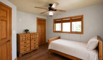 138 Church St, Belford, NJ 07718