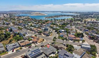 3816 Zoe St, San Diego, CA 92117