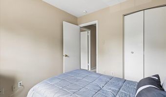 2610 WINDBREAK Dr, Alexandria, VA 22306