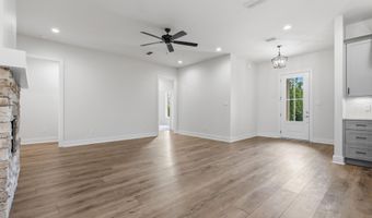 130 Shepherd Loop Dr, Arkadelphia, AR 71923
