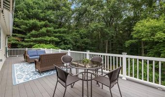 5 Woodbine Ln, Exeter, RI 02822