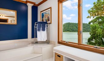 21580 Moonlight Bay Rd, Abingdon, VA 24211