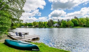 40 Hemlock Ave, Andover, NJ 07860