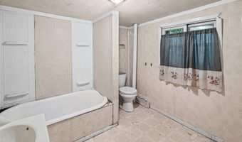 3112 Trumbull Ave, Alton, IL 62002