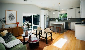 17442 Burma St, Encino, CA 91316