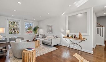 3361 S WAKEFIELD St B1, Arlington, VA 22206