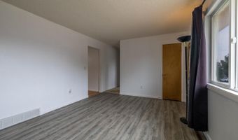2322 Shattuck Ave, Casper, WY 82601