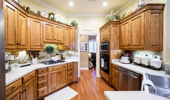 603 Newton Dr, Adel, GA 31620