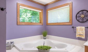 1501 S Weimar St, Appleton, WI 54915