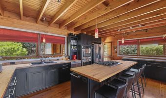 115 Ulua Rd, Kaunakakai, HI 96748