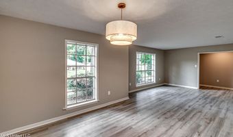 107 Woodgate Dr, Brandon, MS 39042