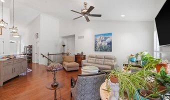 519 Triton Way Dr, Ballwin, MO 63011