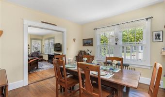 141 Coggeshall Ave, Newport, RI 02840