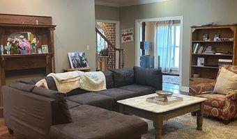 103 Redbud Dr, Batesville, MS 38606