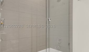 3300 NE 188th St 318, Aventura, FL 33180