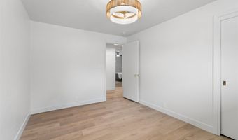 2219 N UNION St, Appleton, WI 54911