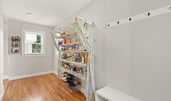 86 Chandler St 86, Arlington, MA 02474