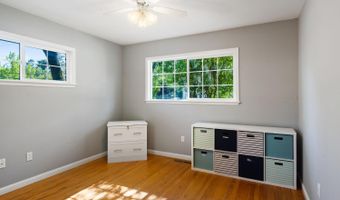 3464 Wallace Rd, Santa Rosa, CA 95404