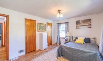 207 Donna Dr, Aurora, IN 47001