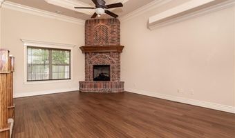 1103 SE Phoenix St, Bentonville, AR 72712