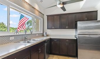 2133 SEMINOLE Rd 4, Atlantic Beach, FL 32233
