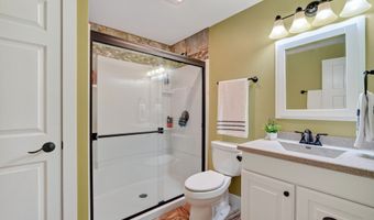 3221 4th Ave SE, Altoona, IA 50009