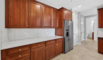 1915 TOWNE CENTRE Blvd 1014, Annapolis, MD 21401