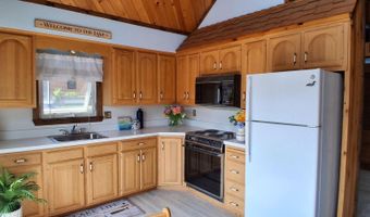 117 7th St, Acton, ME 04001