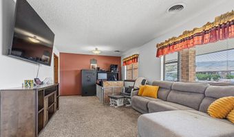 3027 Los Robles, Alamogordo, NM 88310
