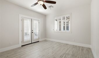 10820 Woodstream Ct, Las Vegas, NV 89135
