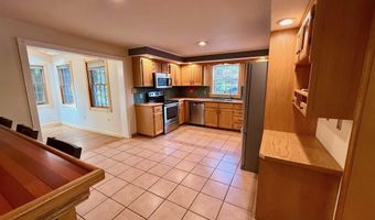 5 Greenfield Ave, Bangor, ME 04401