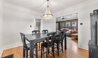 1052 Parkside Dr, Alliance, OH 44601