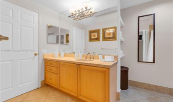 3235 NE 184th St 11103, Aventura, FL 33160