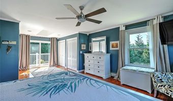 102 Cranberry Ter, Cranston, RI 02921