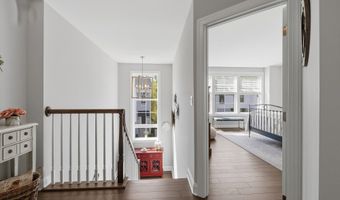 39 Brentwood Cir 39, Danbury, CT 06810